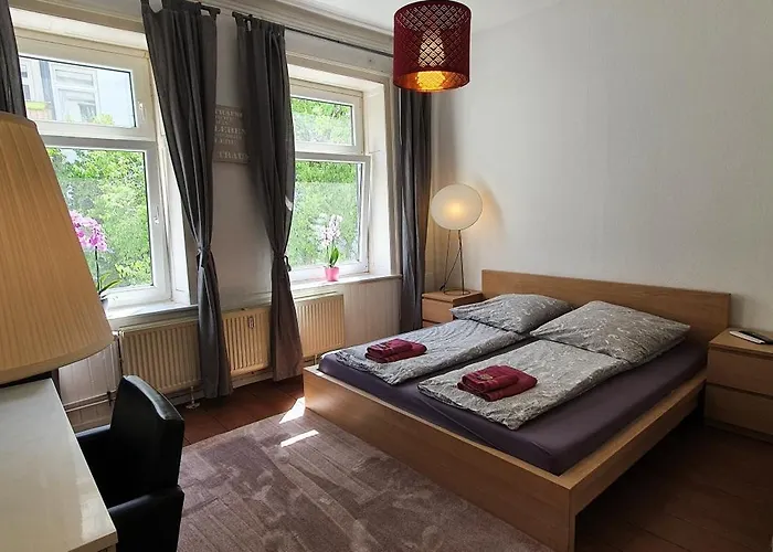 Beautiful Very Quiet In St Pauli Apartment *