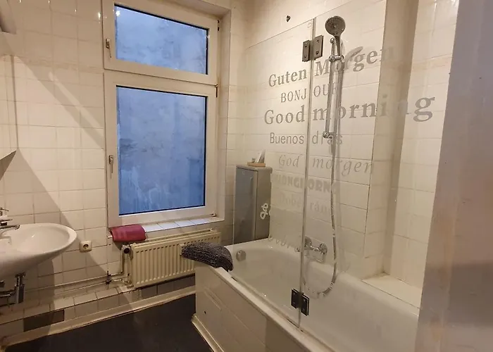 Beautiful Very Quiet In St Pauli Apartment *